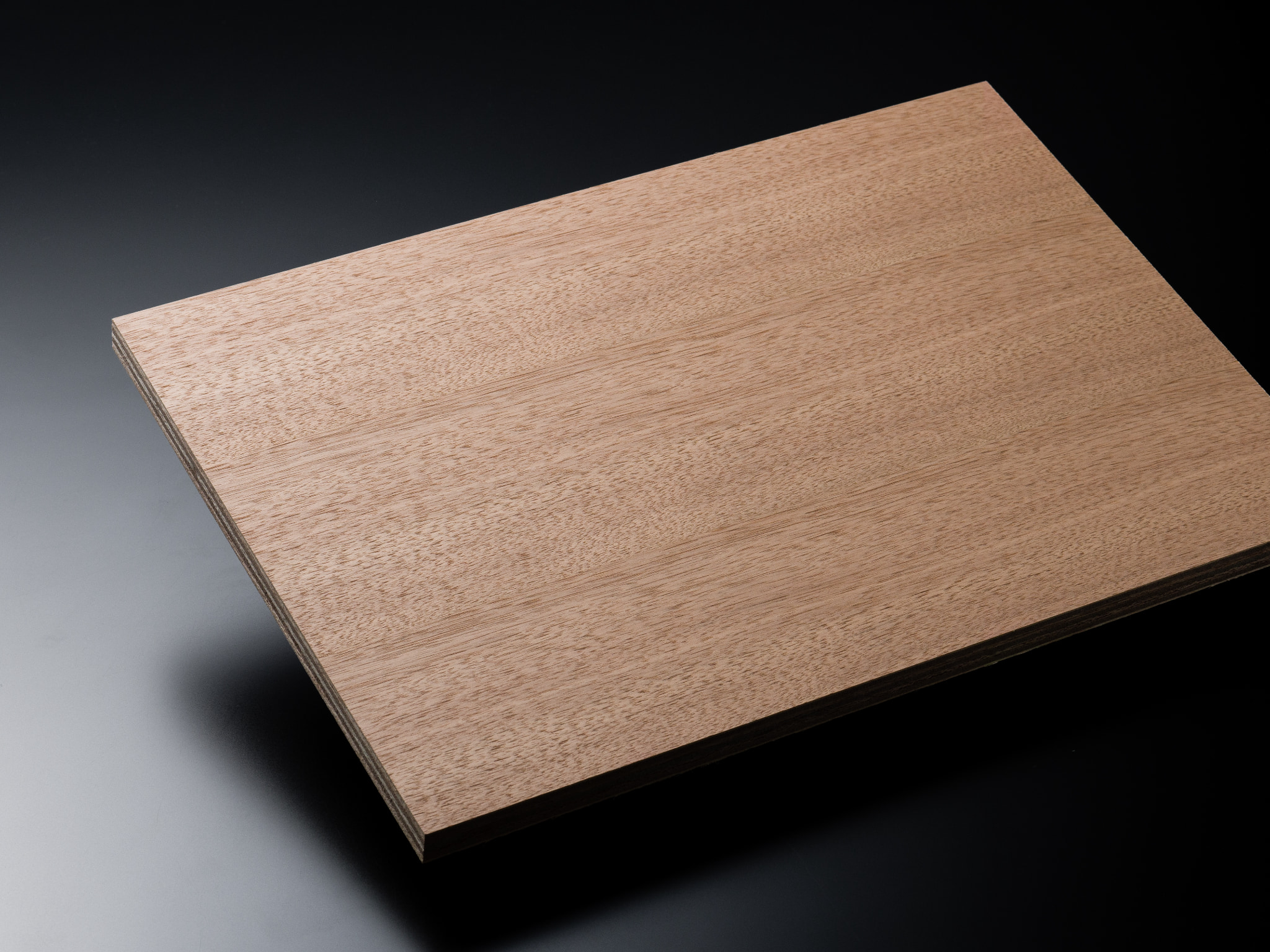 クルミ | 恩加島木材工業株式会社