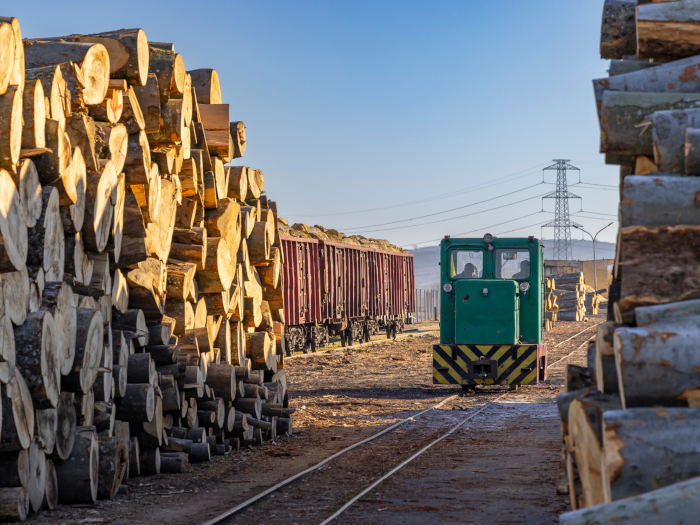 「中東情勢悪化」による2026年木材価格への影響はあるのか|ウッドショックとの違い